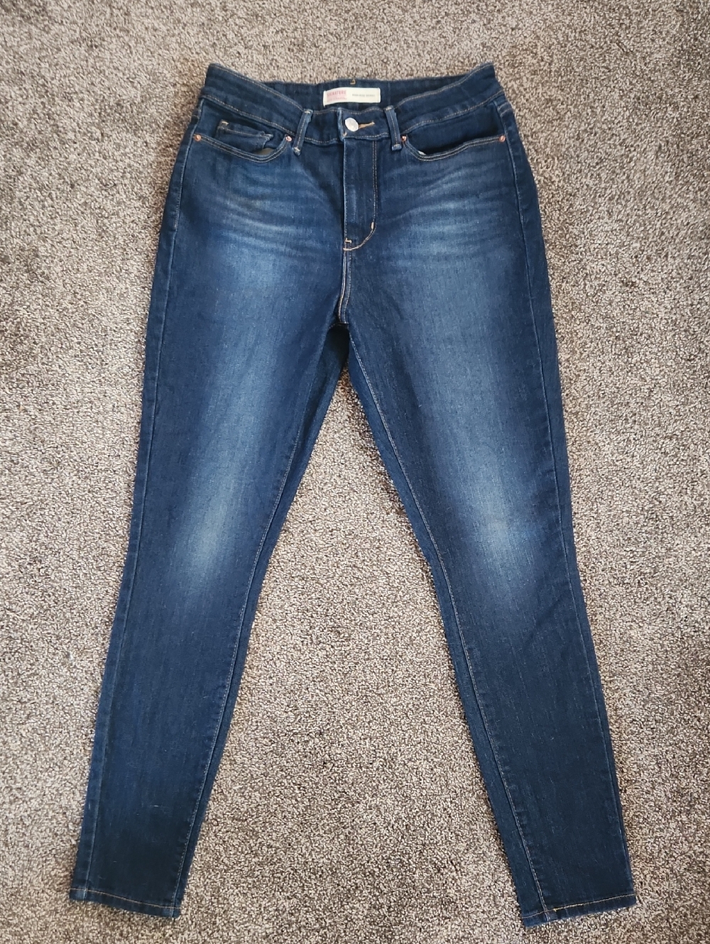 Levi Strauss Signature Jeans - High Rise Skinny Jeans - Size 6